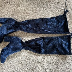 Shoe Dazzle Black Velvet Heeled Boots